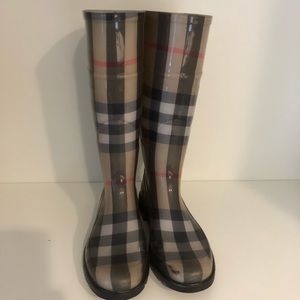 Burberry rain boots